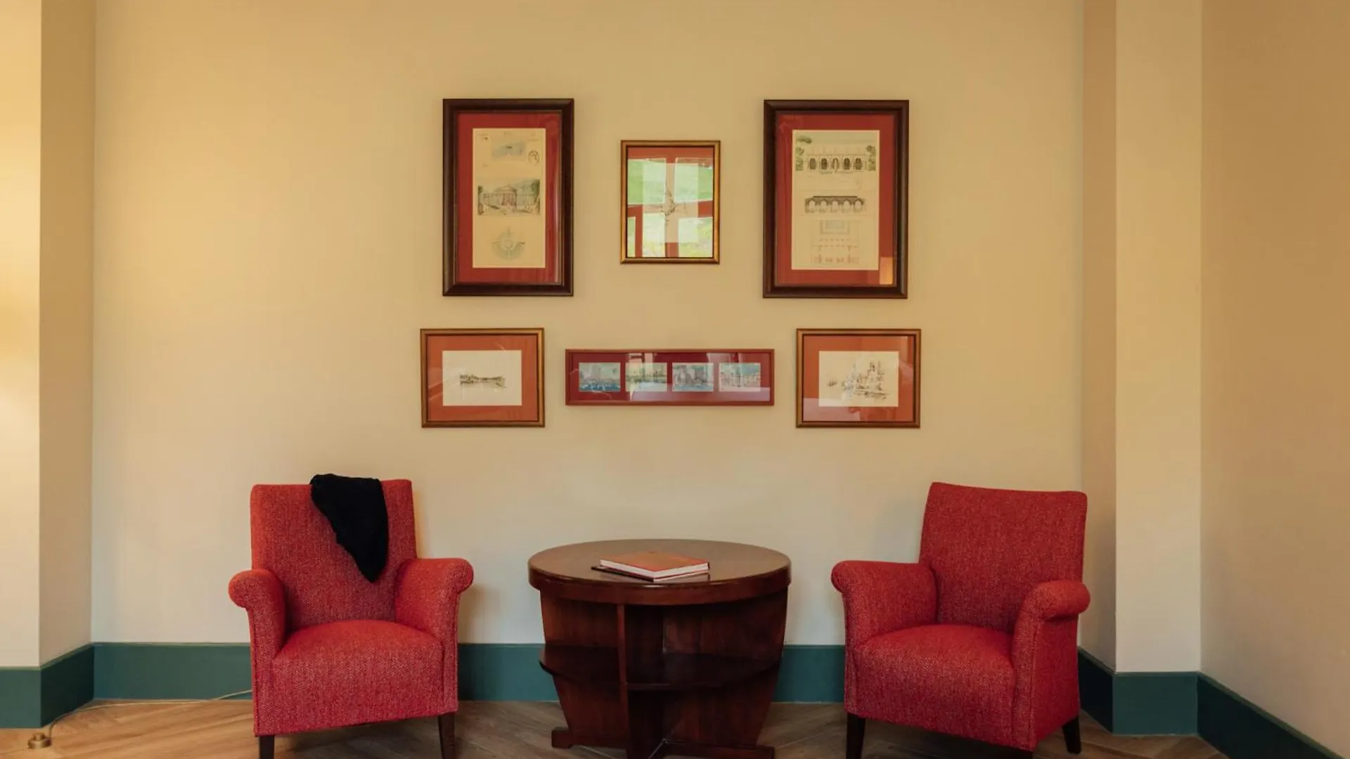 מונגיה Hotel Palacio Urgoiti
